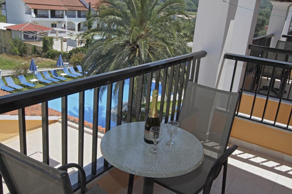 Perros Hotel Agios Stefanos Avliotes  Habitación foto